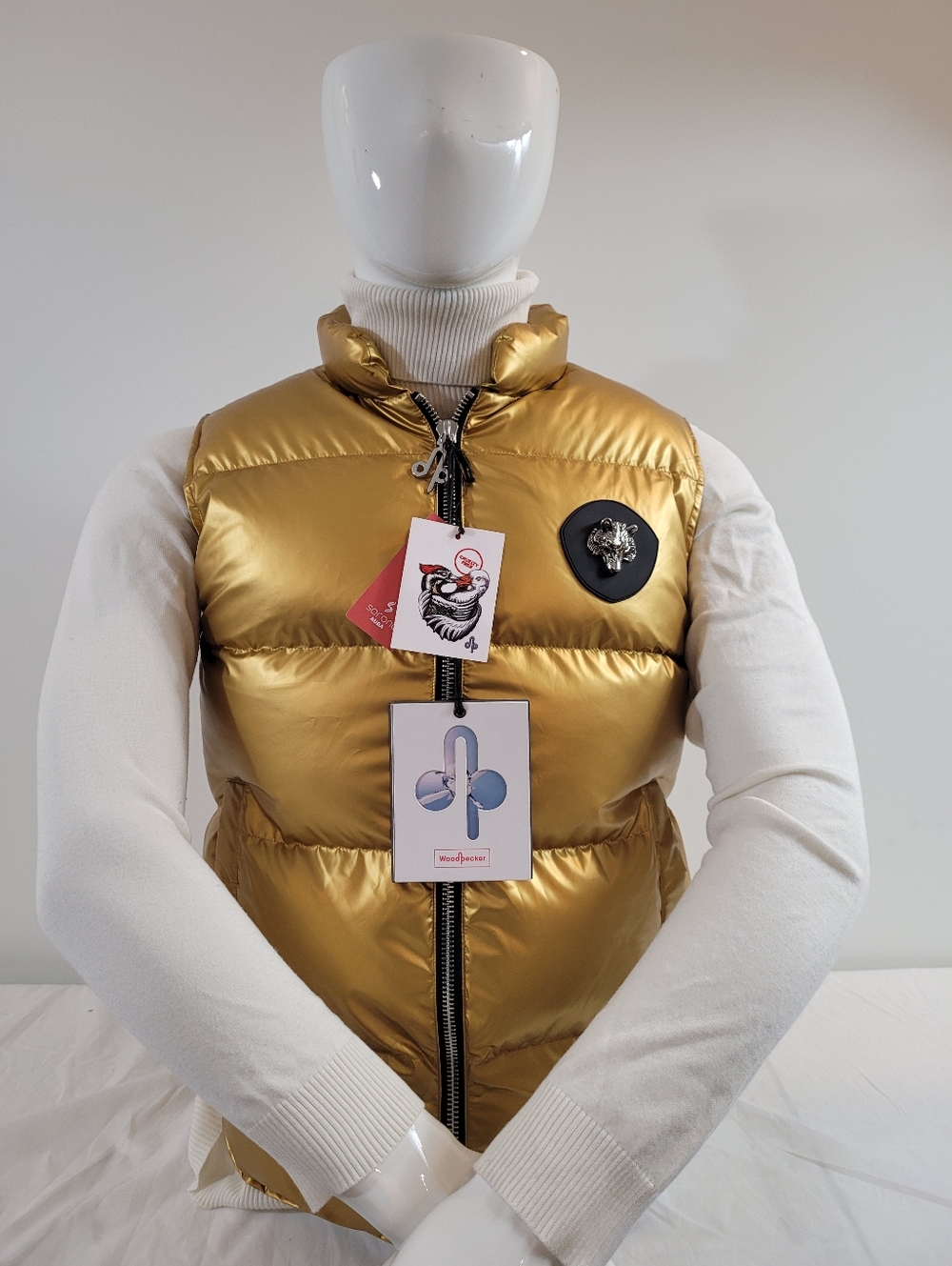 WoodPecker Men's Down Vest Size Small 100% Authentic Brand New with Tags $390